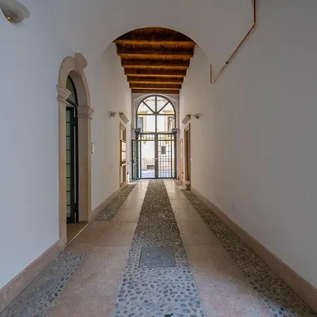 Borsarihouse Wifi & Smarttv Appartement Verona Buitenkant foto